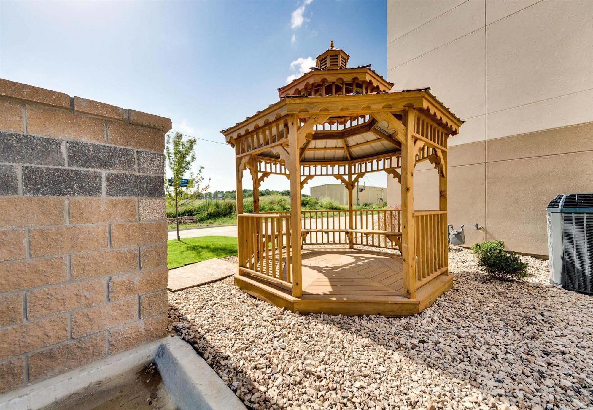 6-tulsa, Ok Hotel 4*
