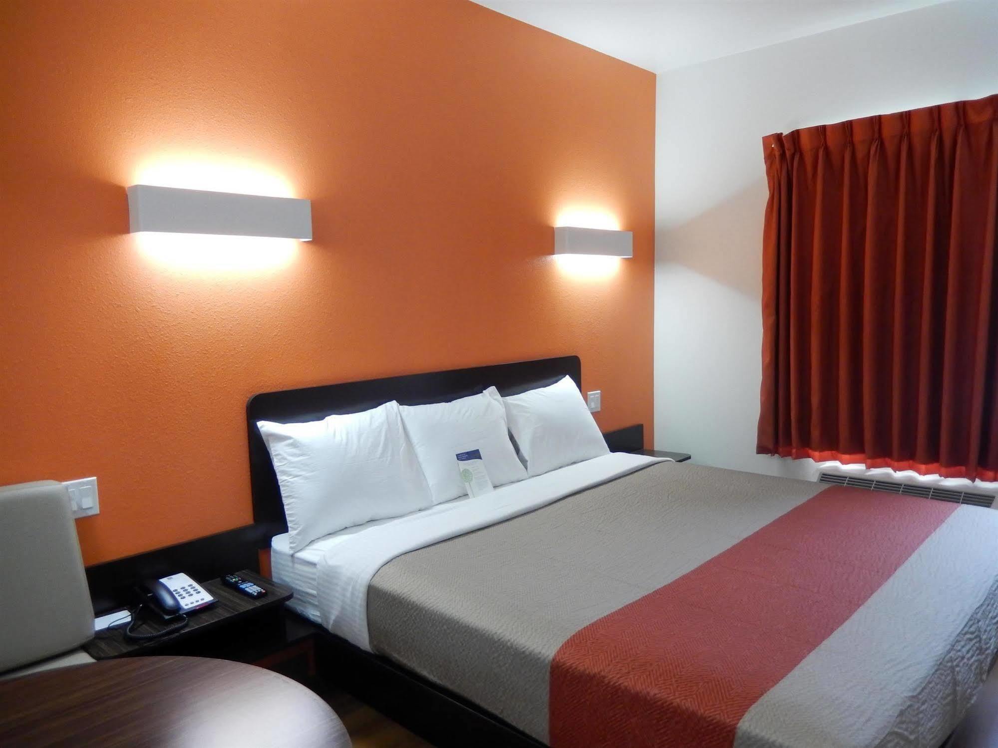 6-tulsa, Ok Hotel 4*